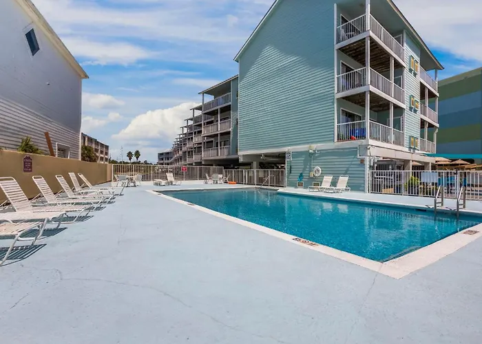 Apartment Romar 208 Steps From The Gulf! *